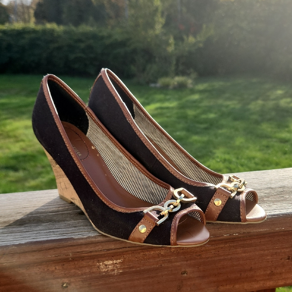 Tommy Hilfiger Black and Brown Wedges